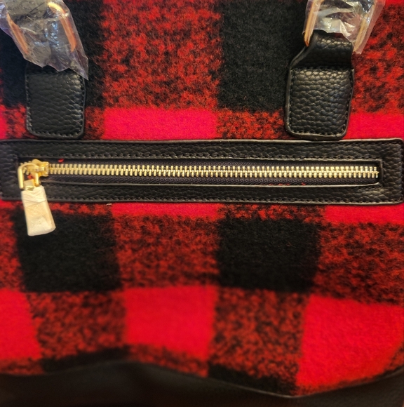 Red and Black Plaid Handbag - Picture 4 of 7